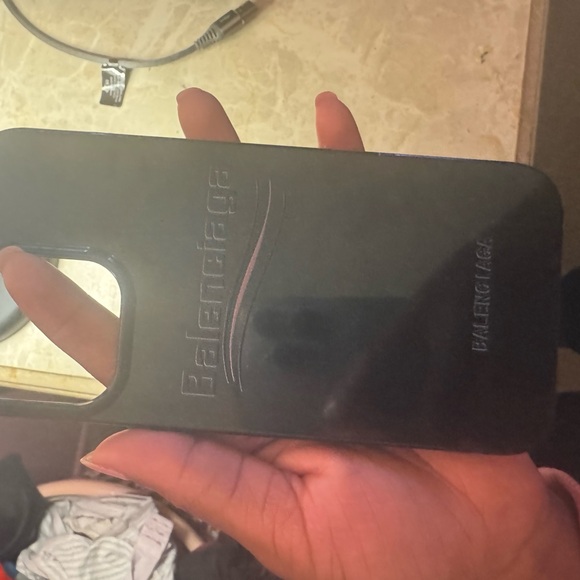 iPhone 15 pro max phone case - Picture 3 of 3